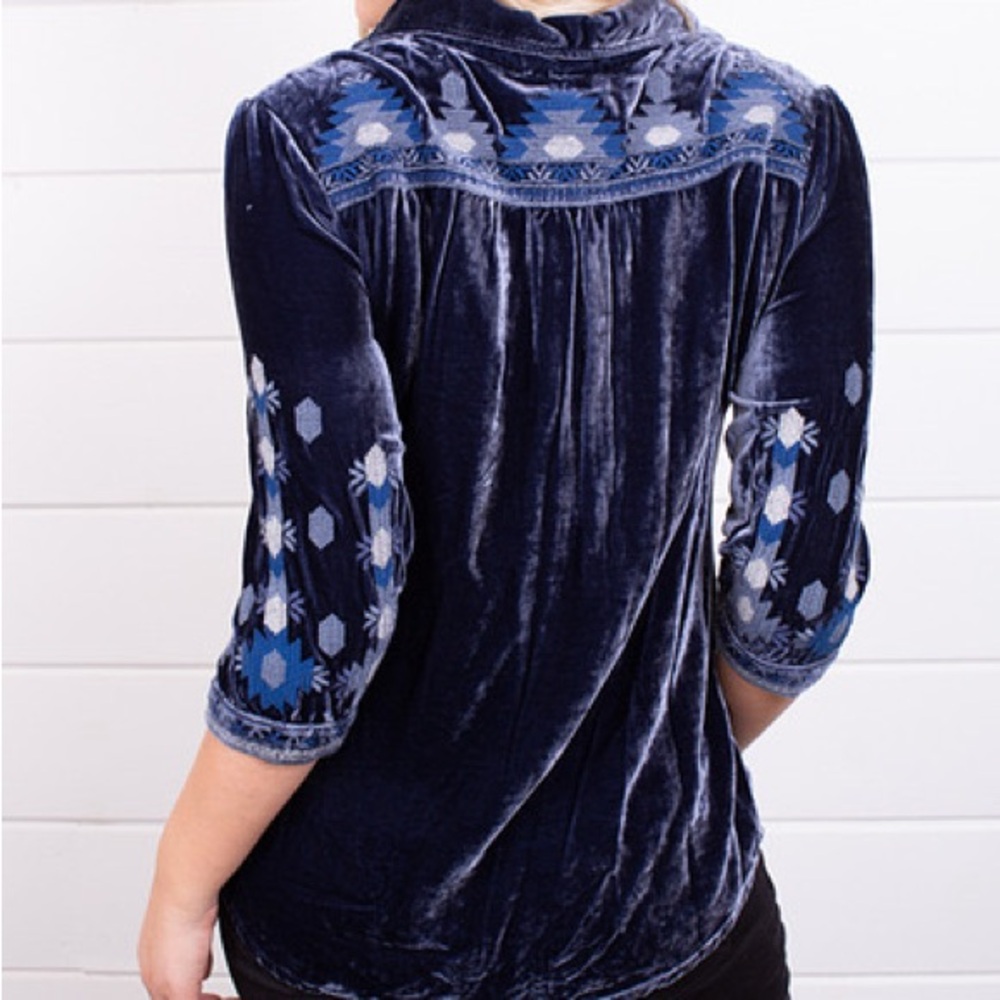 Johnny Was heavily embroidered velvet Naomi smoked shirt/jacket NWT - Picture 4 of 16